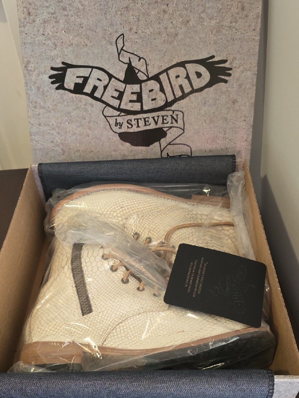 Freebird by Steven Cream Textured Lace-Up Ankle Boots. REAL LEATHER.